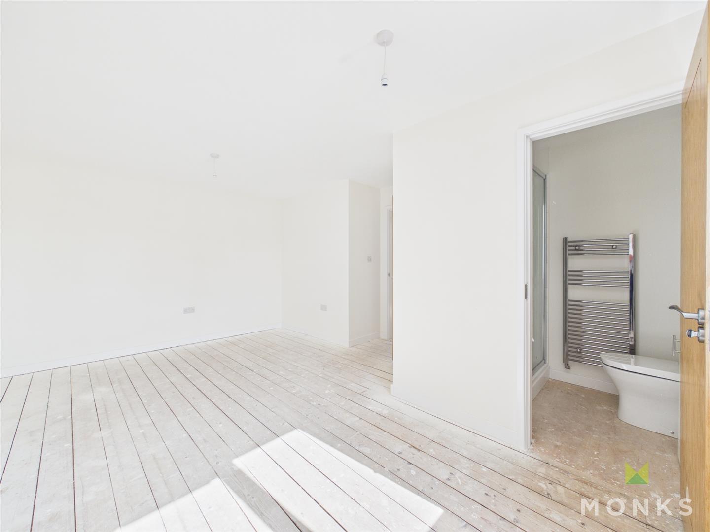 2 Stonehouse Drive, Oswestry, SY11 4HZ For Sale